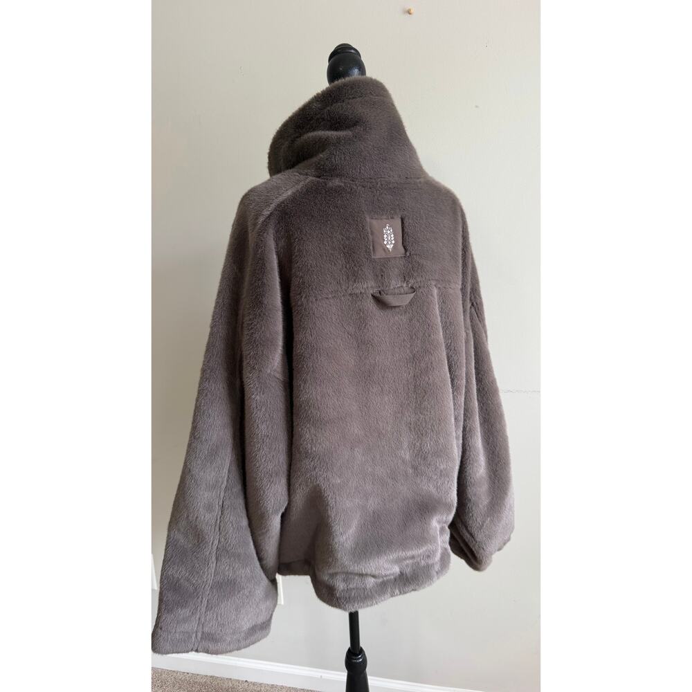 Free People Movement Alpine Faux Fur Half Zip Pullover Brown Size L NWT $198 - Picture 12 of 16